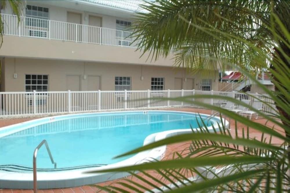 Travelodge By Wyndham Venice Venice Gardens Exterior foto