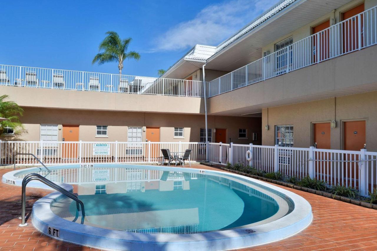 Travelodge By Wyndham Venice Venice Gardens Exterior foto